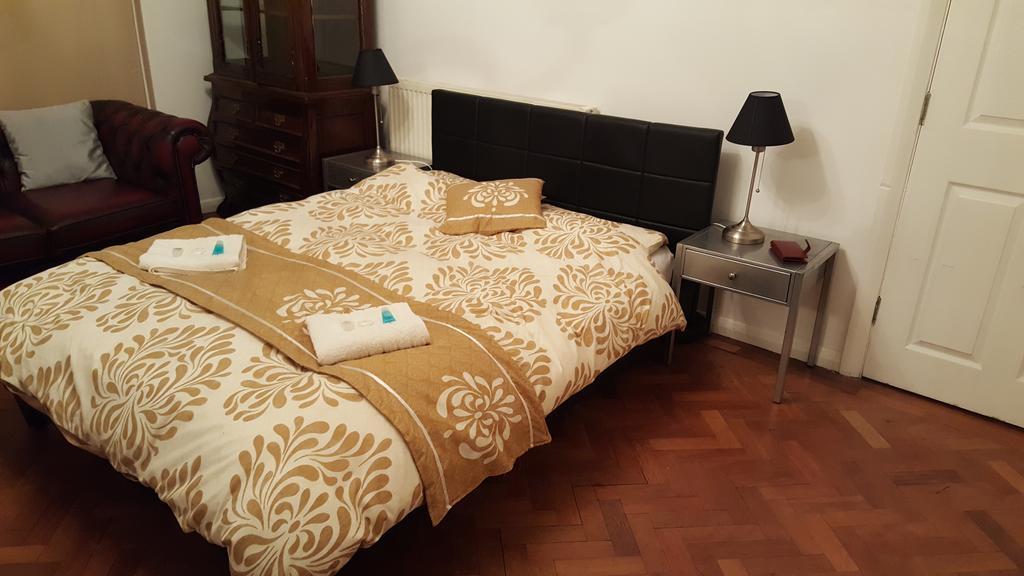 Oyo Guest House Ellipse Whetstone Pokój zdjęcie