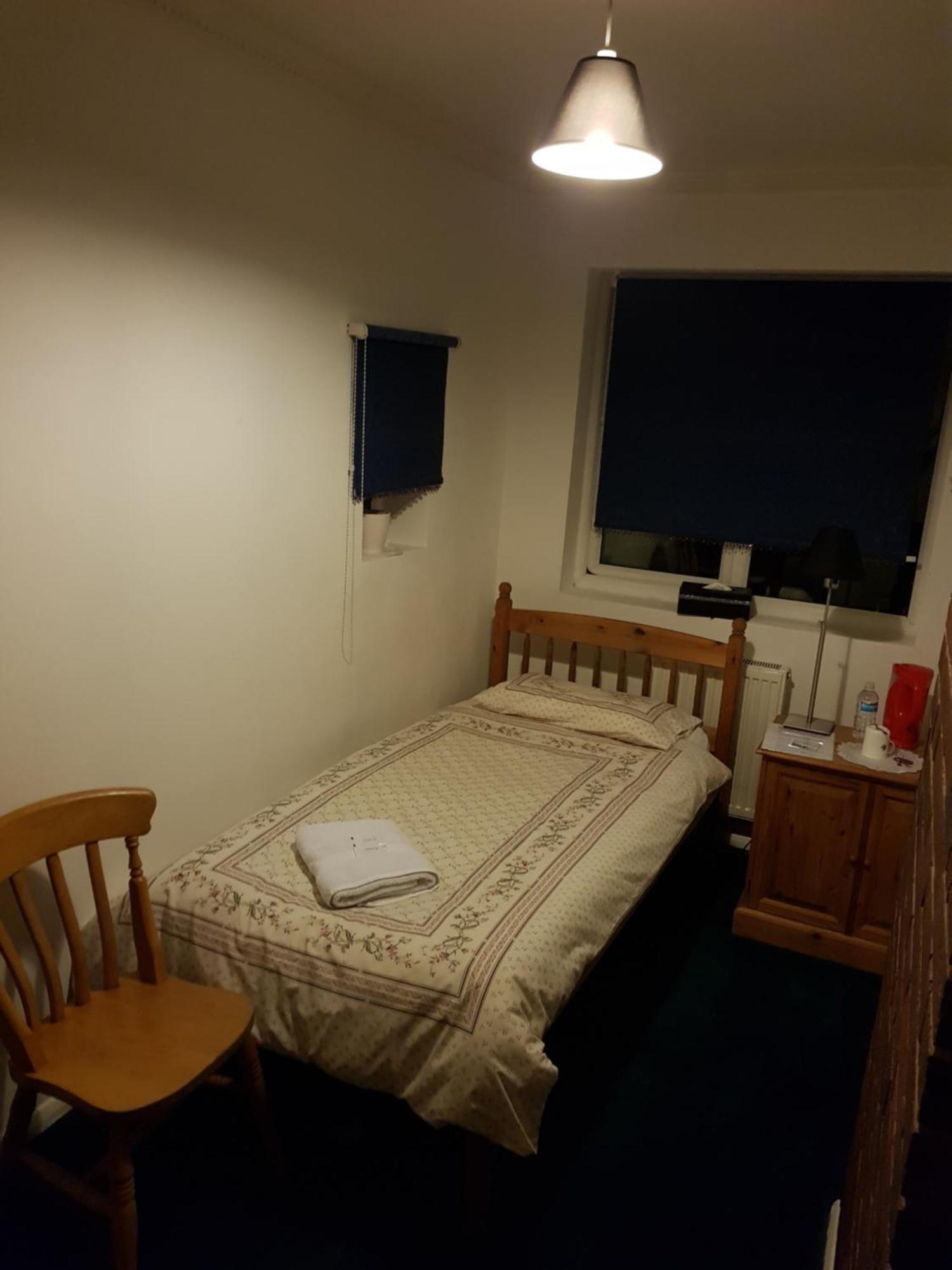 Oyo Guest House Ellipse Whetstone Zewnętrze zdjęcie