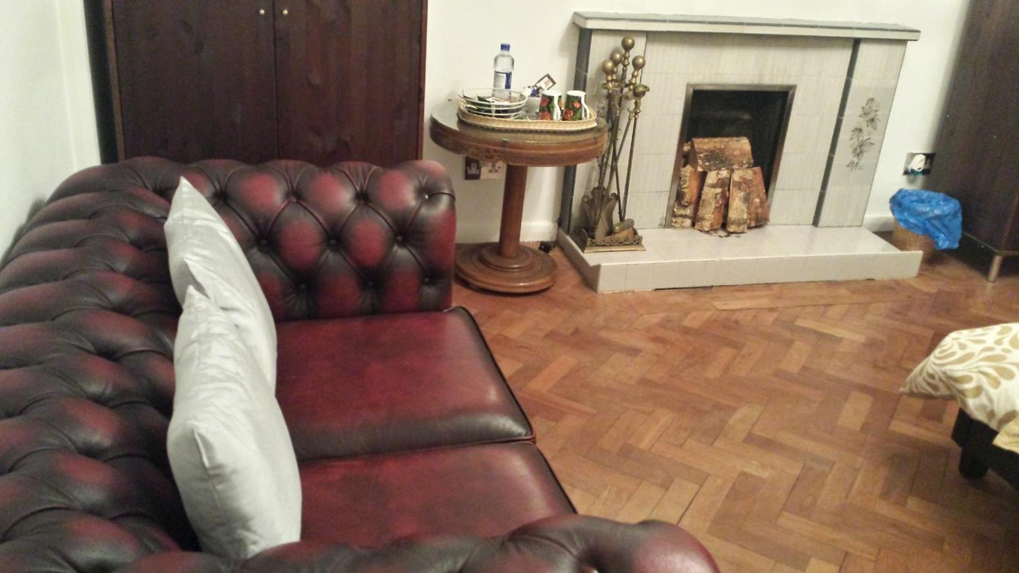 Oyo Guest House Ellipse Whetstone Zewnętrze zdjęcie